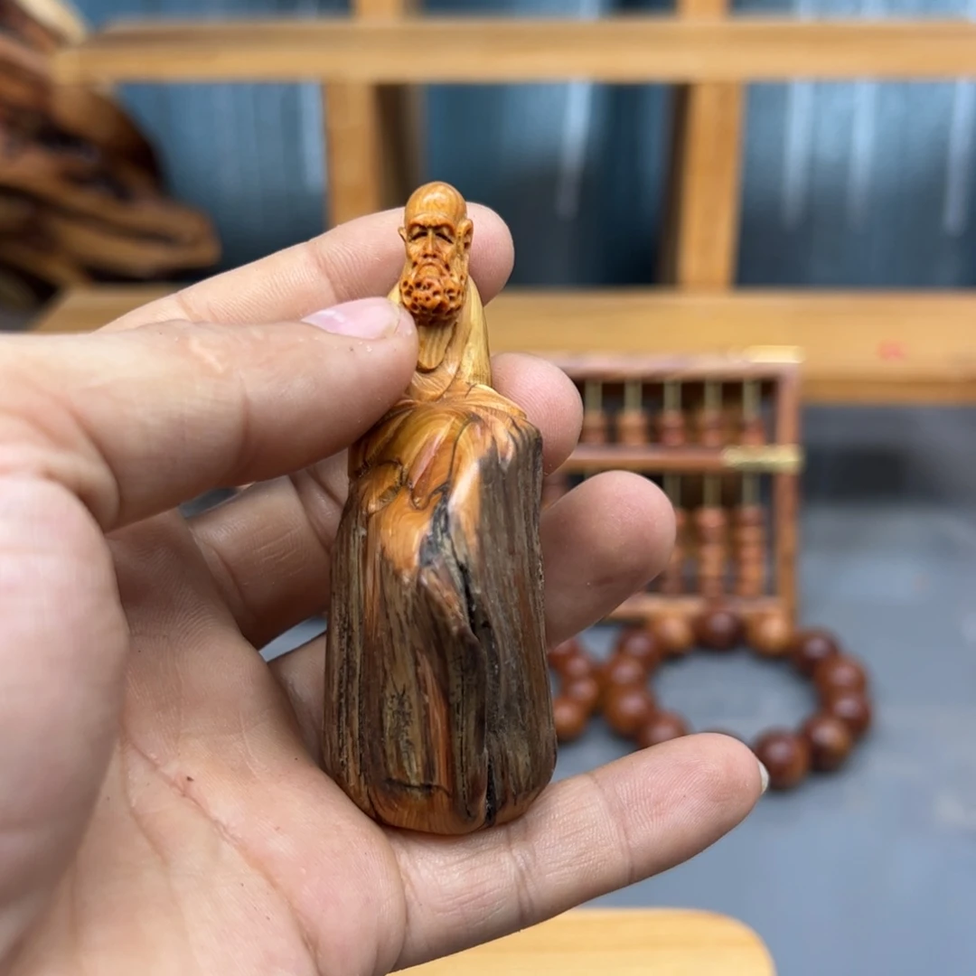 S***Z木崖柏木摆件手把件