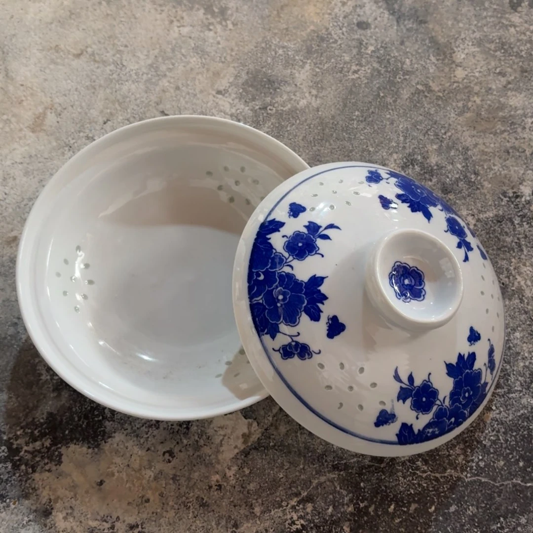 景德镇微瑕7英寸合盒器一个微瑕