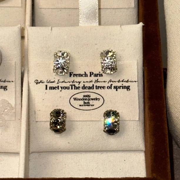 铜合金锆石耳饰 柏林少女-韩国小众设计感爆闪耳钉