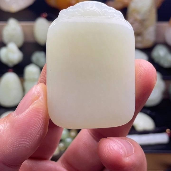 沙***狐和田玉（糖玉）未镶嵌颈饰