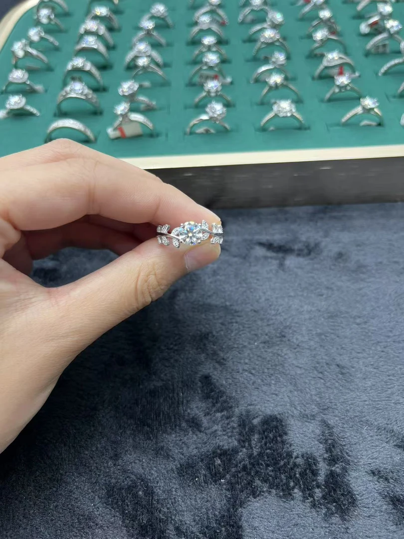金枝玉叶戒指0.5ct