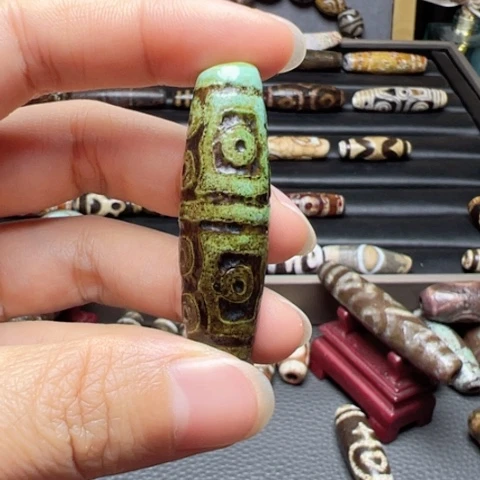 未镶嵌颈饰玛瑙/玉髓柠*