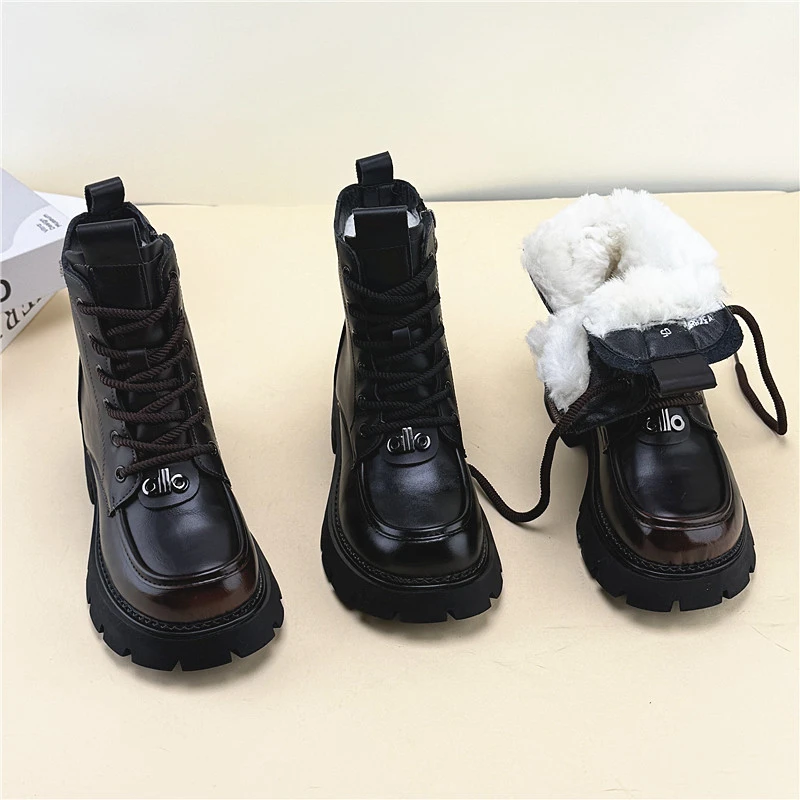 圆头马丁靴女款秋冬加厚复古增高小个子英伦风抗寒保暖短筒靴子潮