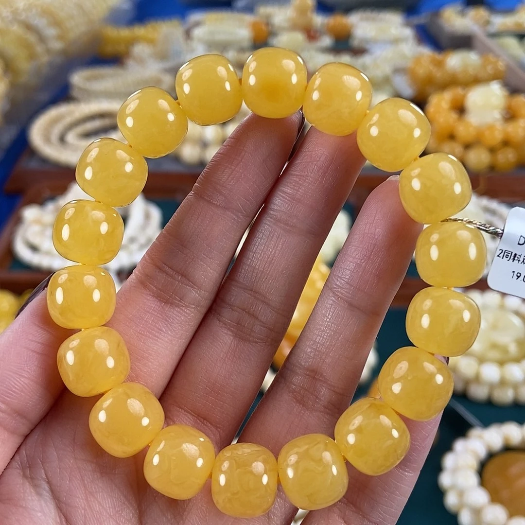 琥珀未镶嵌珠宝奇石12 19.01 同料鸡油黄