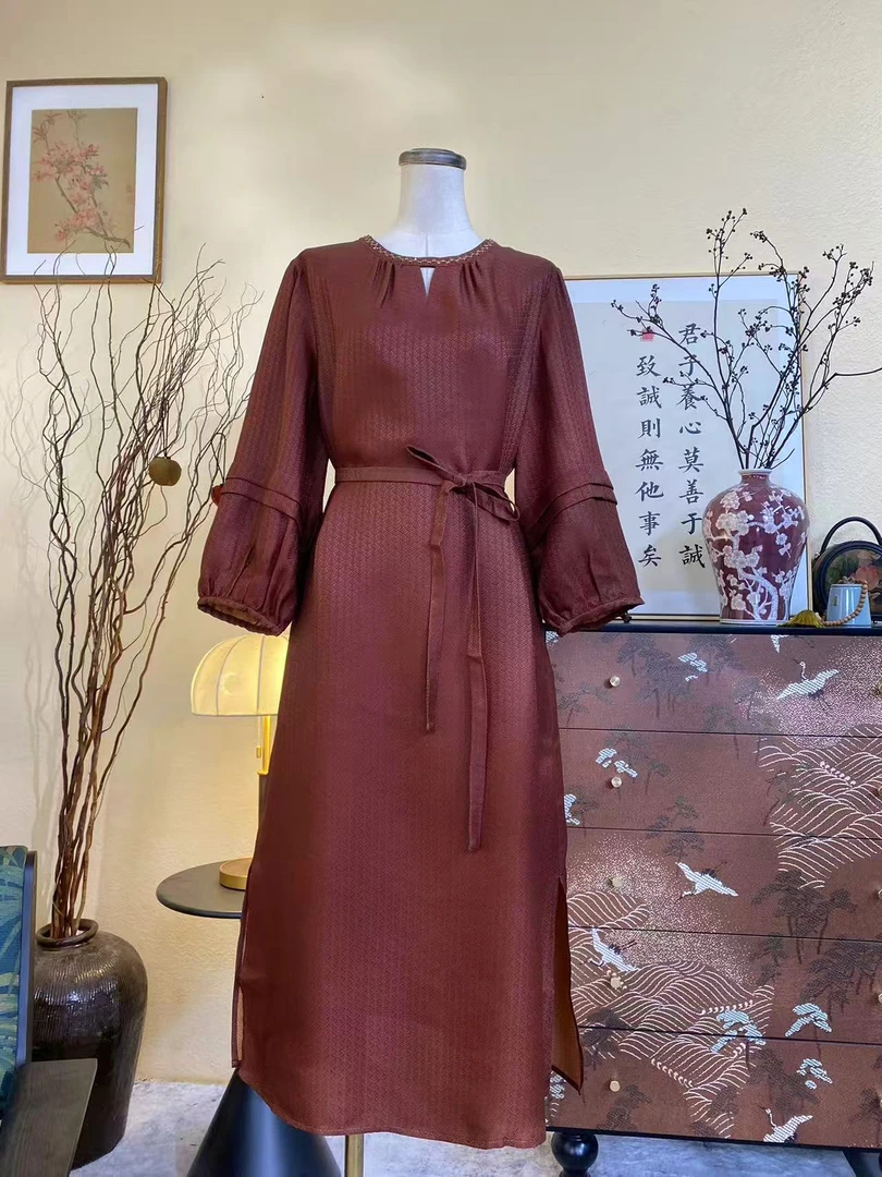 知羽.香云【醉春烟】圆领香云纱新中式气质桑蚕丝连衣裙ZY256038