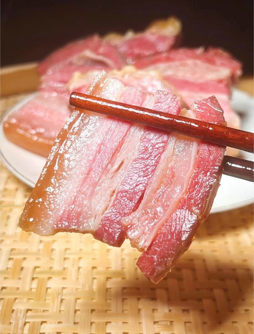 贵州柴火烟熏五花腊肉烟熏肉贵州特产熏肉烟熏腊肉正宗叶孃腊肉