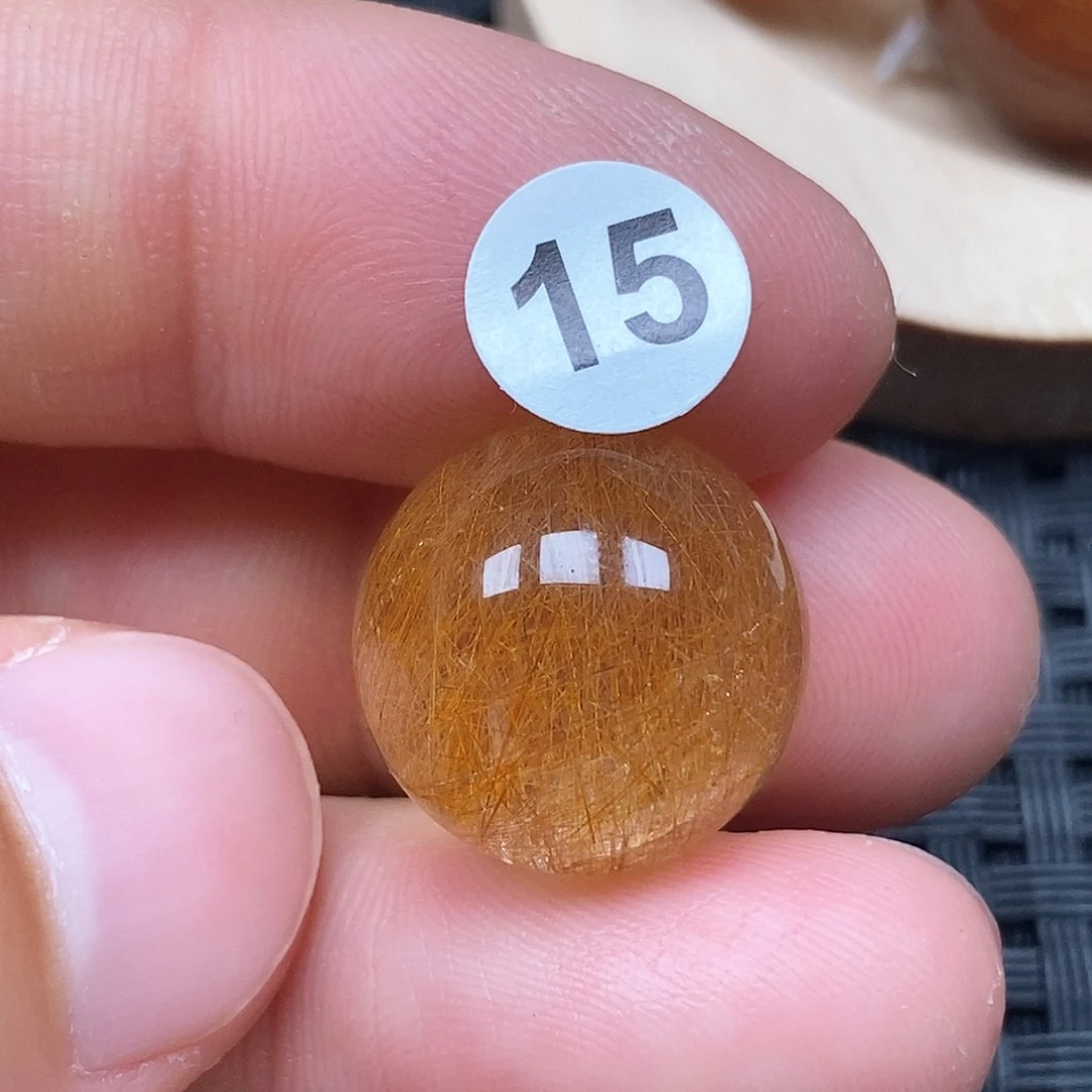 未镶嵌吊坠(不含链)水晶?****