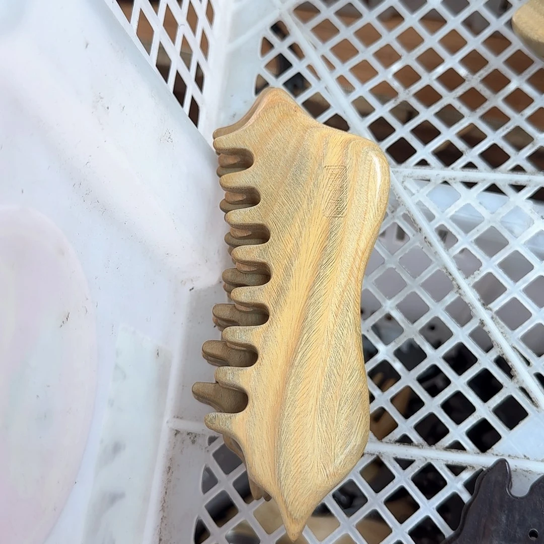 绿檀木面部放松工具微瑕疵