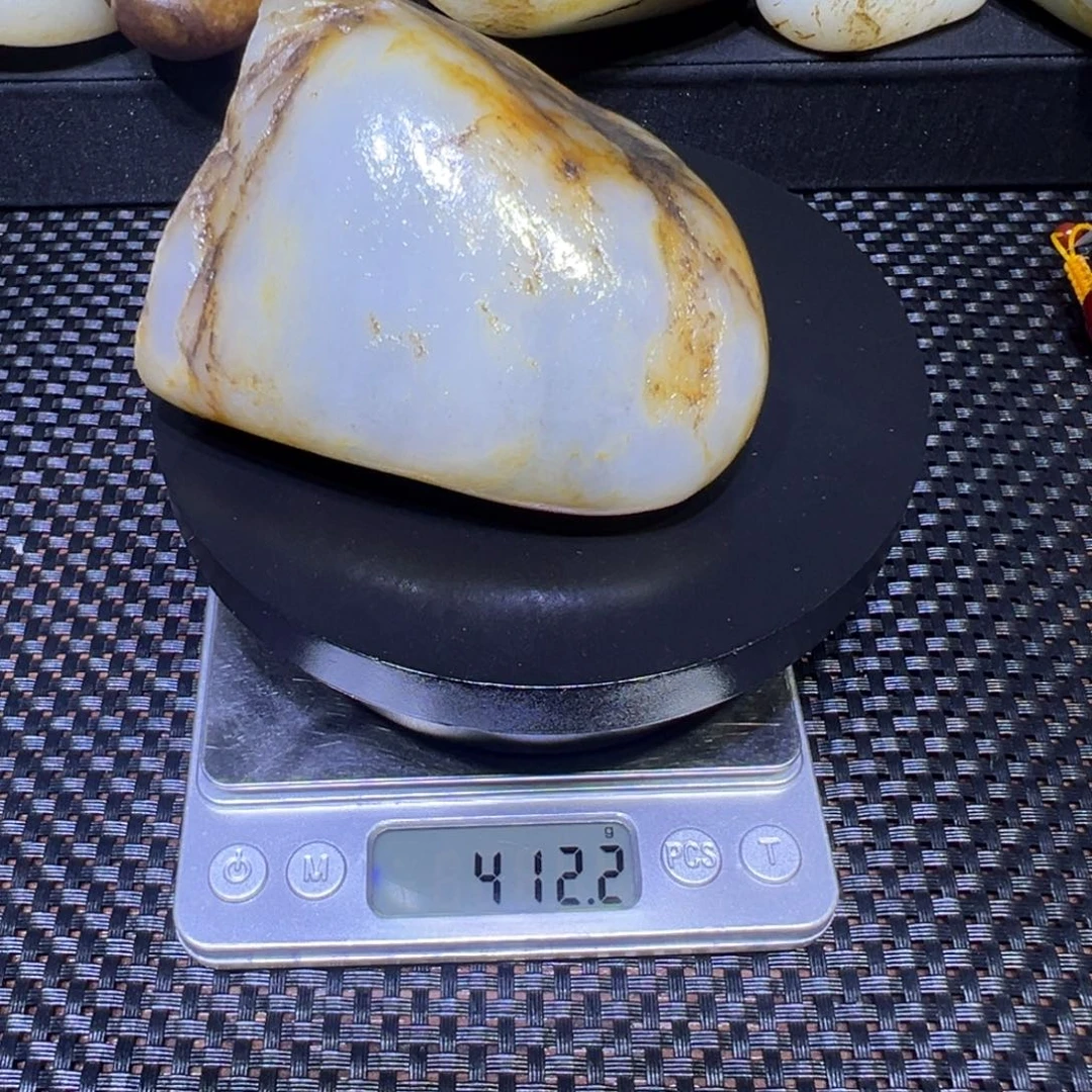 和田玉（子料）未镶嵌吊坠(不含链)412克