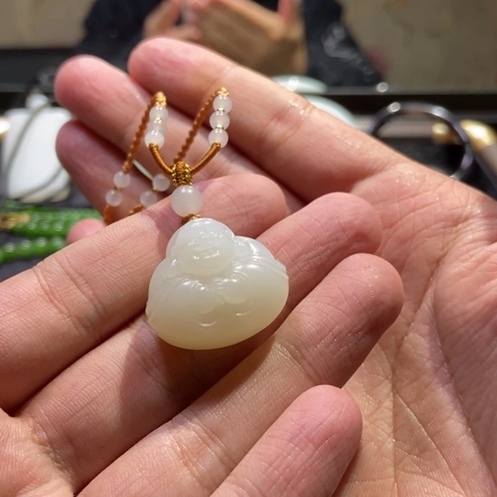 和田玉未镶嵌吊坠(不含链)