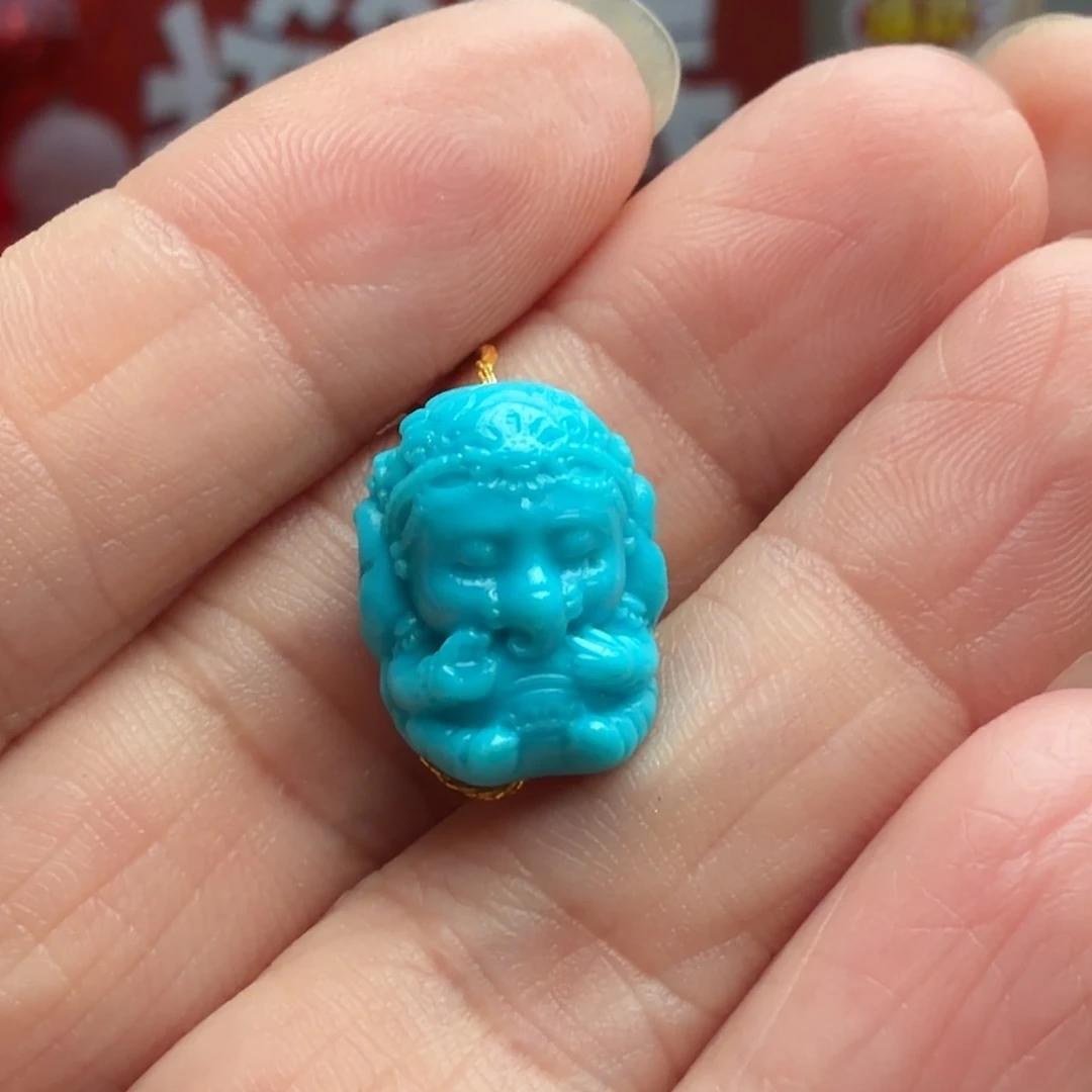 绿松石未镶嵌颈饰