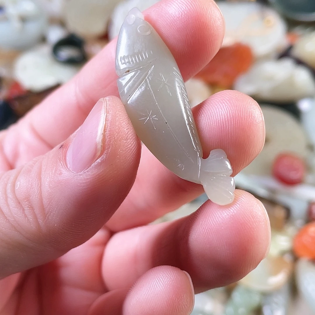 和田玉（糖玉）颈饰未镶嵌