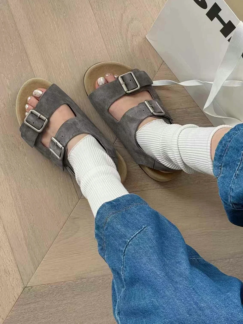 诗歌兰女鞋2025年新款真皮厚底增高勃肯鞋女外穿休闲露趾运动凉鞋