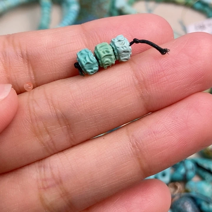 南红玛瑙未镶嵌珠宝奇石