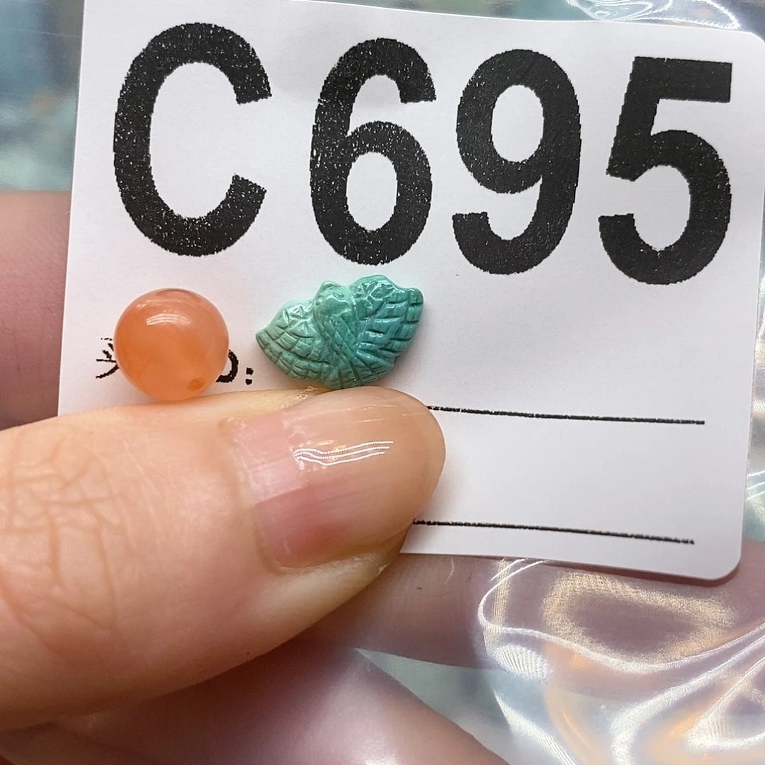 未镶嵌南红玛瑙珠宝奇石