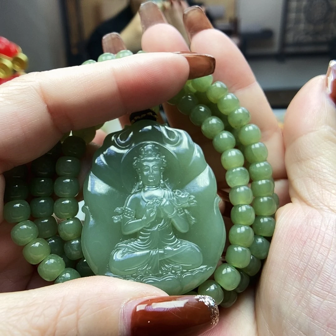 颈饰未镶嵌和田玉属马佩戴大势至菩萨