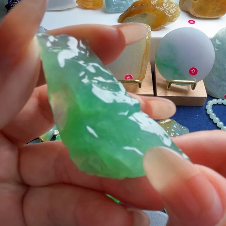 翡翠未镶嵌颈饰天然翡翠