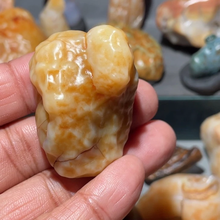 崔***河石材阿拉善沙漠奇石