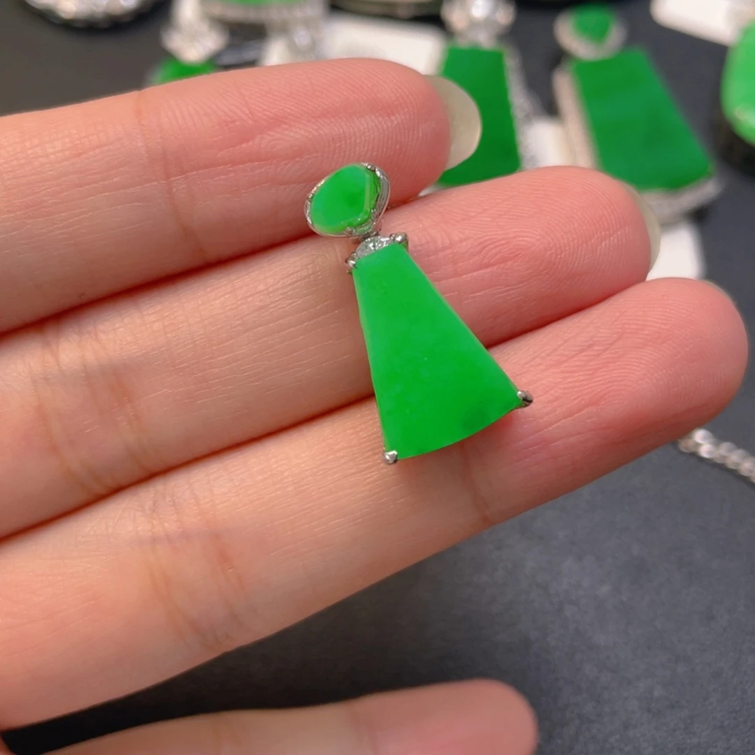 翡翠银S925镶嵌吊坠(不含链)