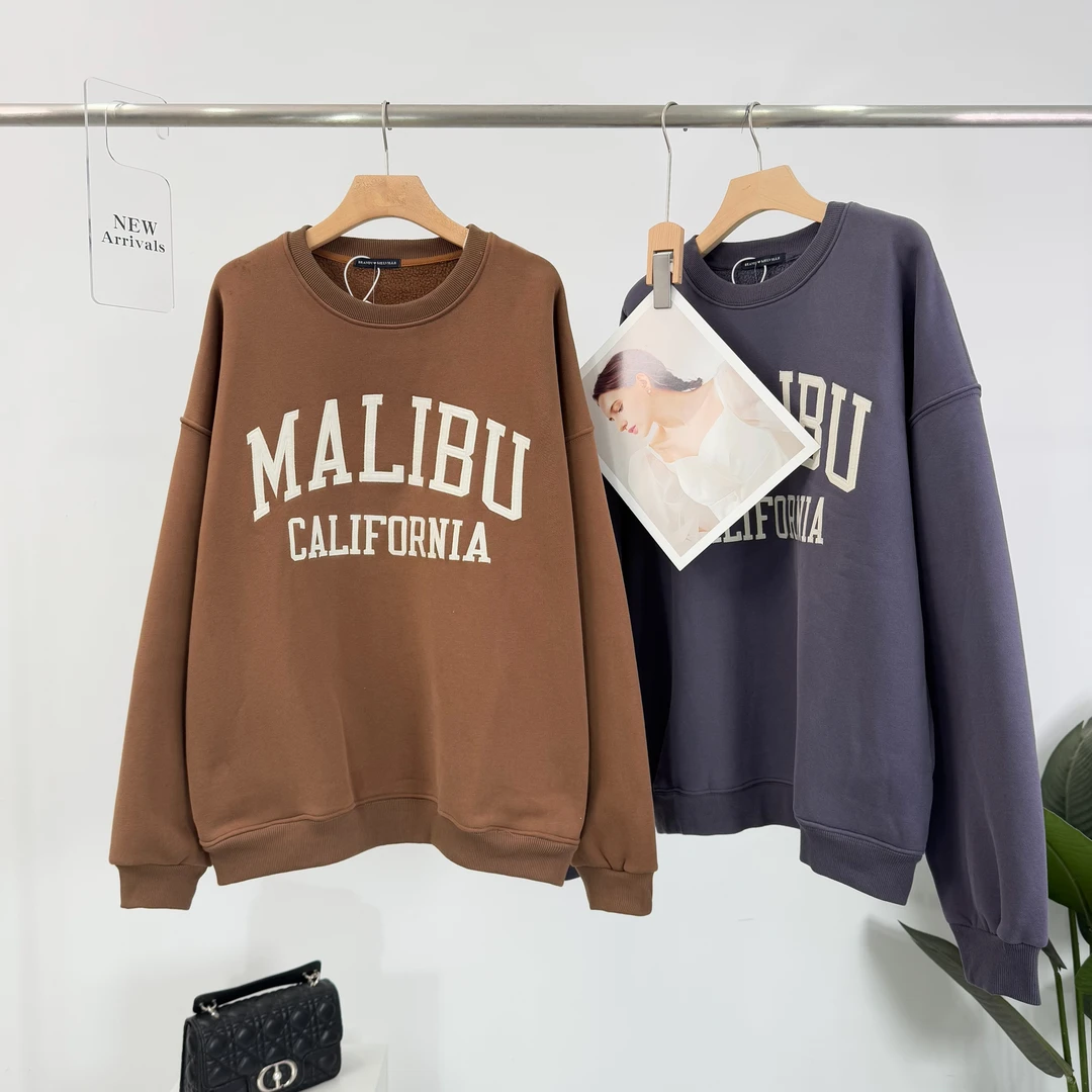 B631新款时尚美式百棉胸口英文刺绣圆领长袖卫衣简约百搭舒适春秋