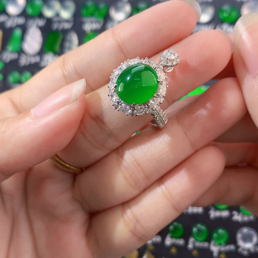 翡翠18K金镶嵌颈饰吊坠戒指两用款毕业蛋