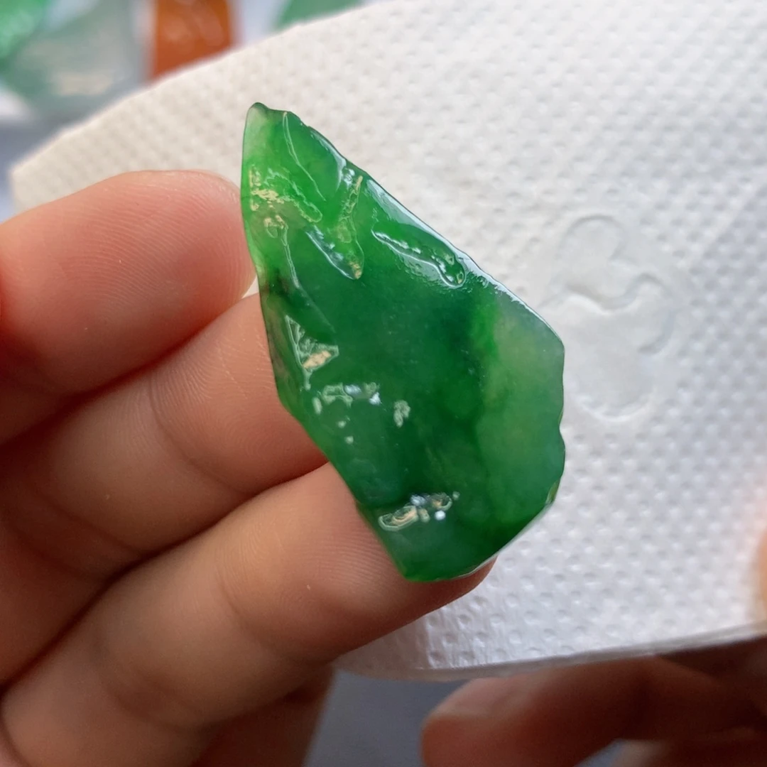【闪购商品】颈饰未镶嵌翡翠