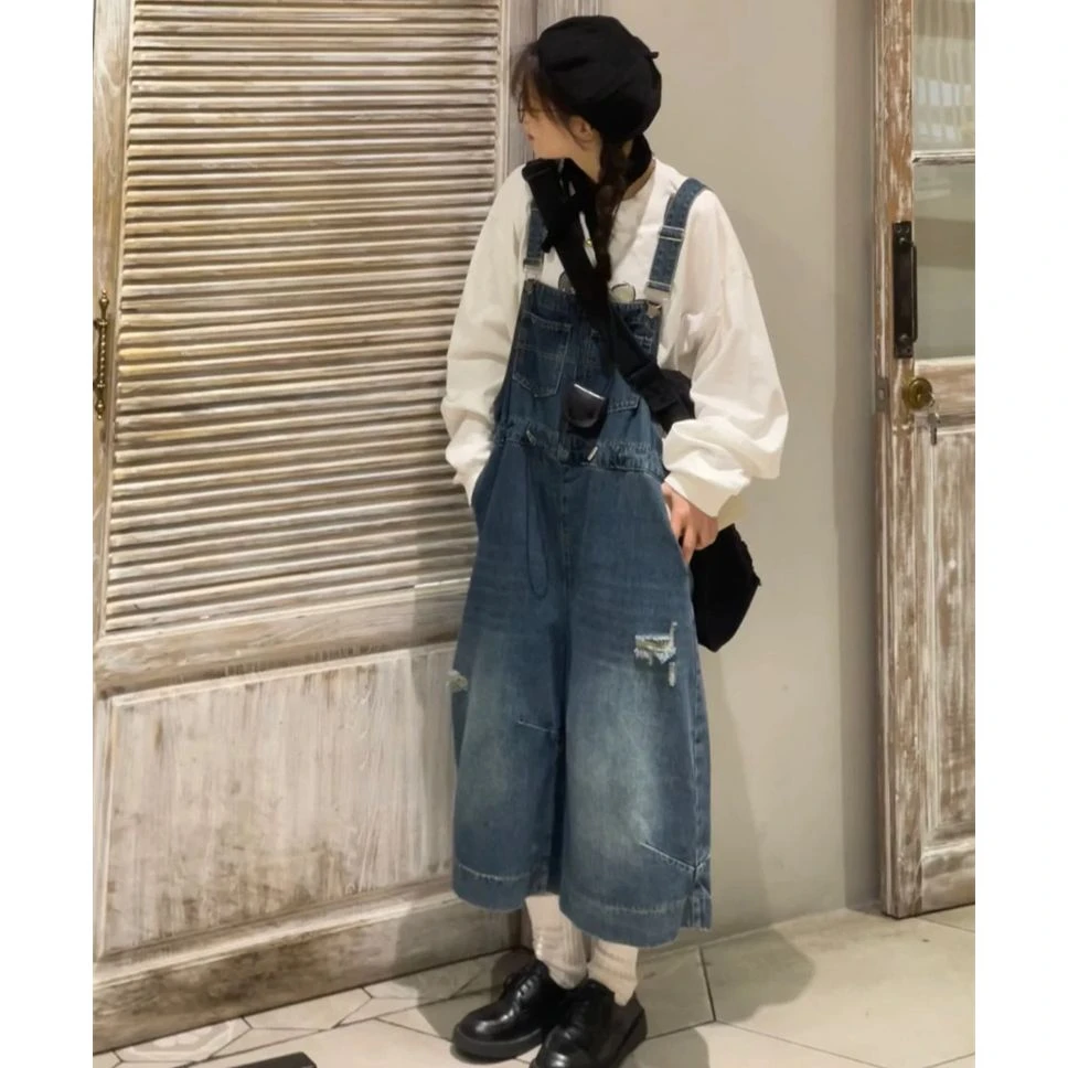 蓝色背带裤女2025夏季新款欧货工装八分阔腿裤宽松休闲牛仔连体裤