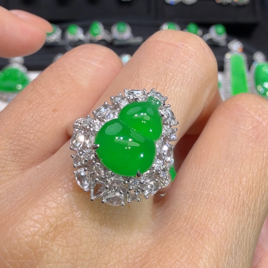 翡翠18K金镶嵌戒指收到货48小时鉴赏期