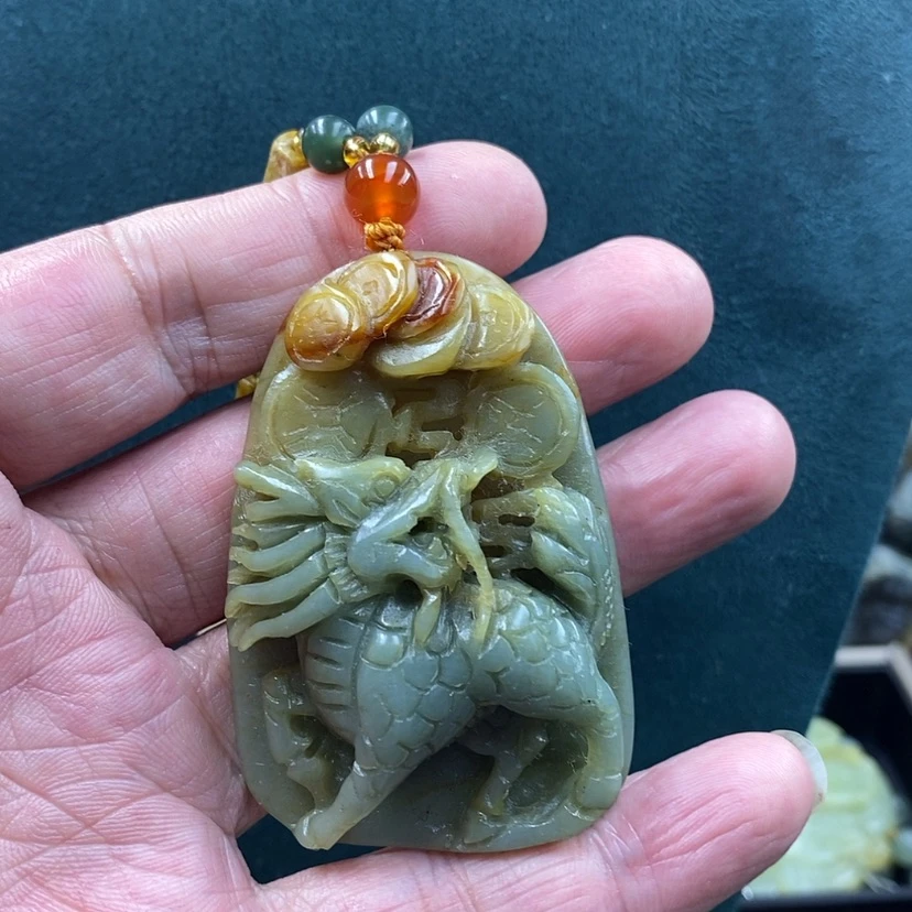 【闪购商品】未镶嵌岫玉吊坠手工雕刻