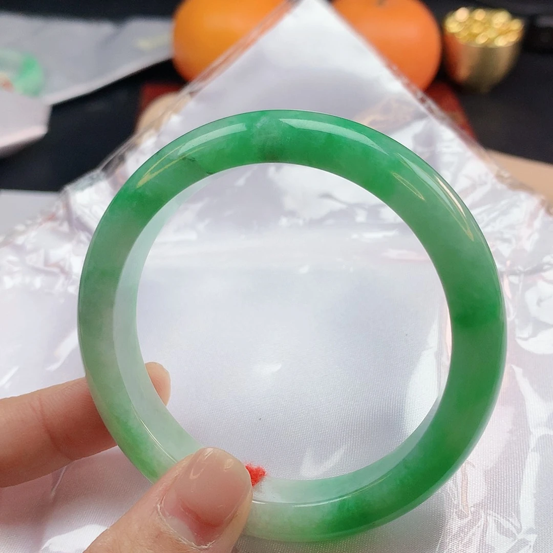 翡翠手镯未镶嵌57圈2343