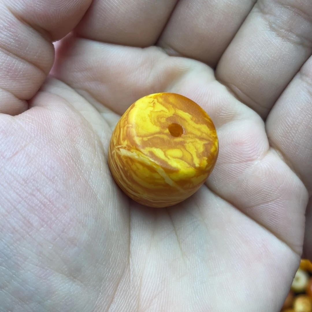琥珀未镶嵌吊坠(不含链)