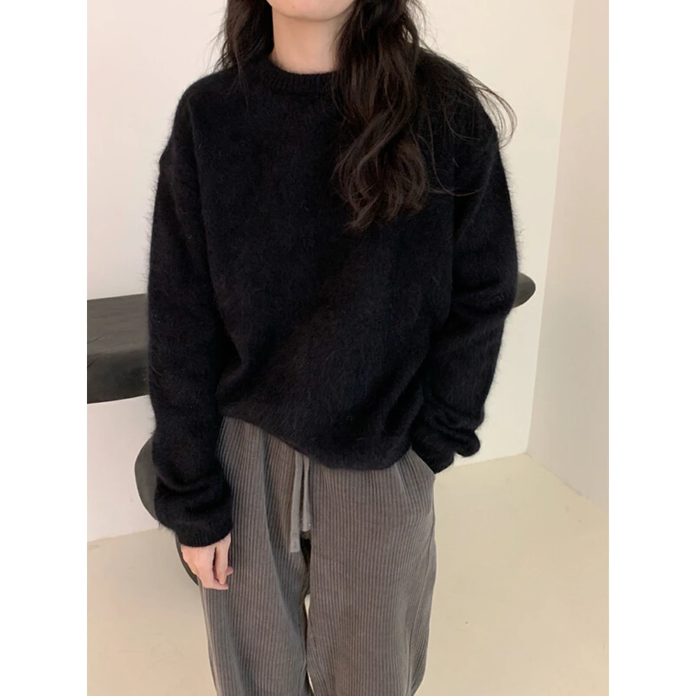 黑色圆领小个子浣熊绒毛衣女冬季加厚高级感软糯温柔水貂绒针织衫