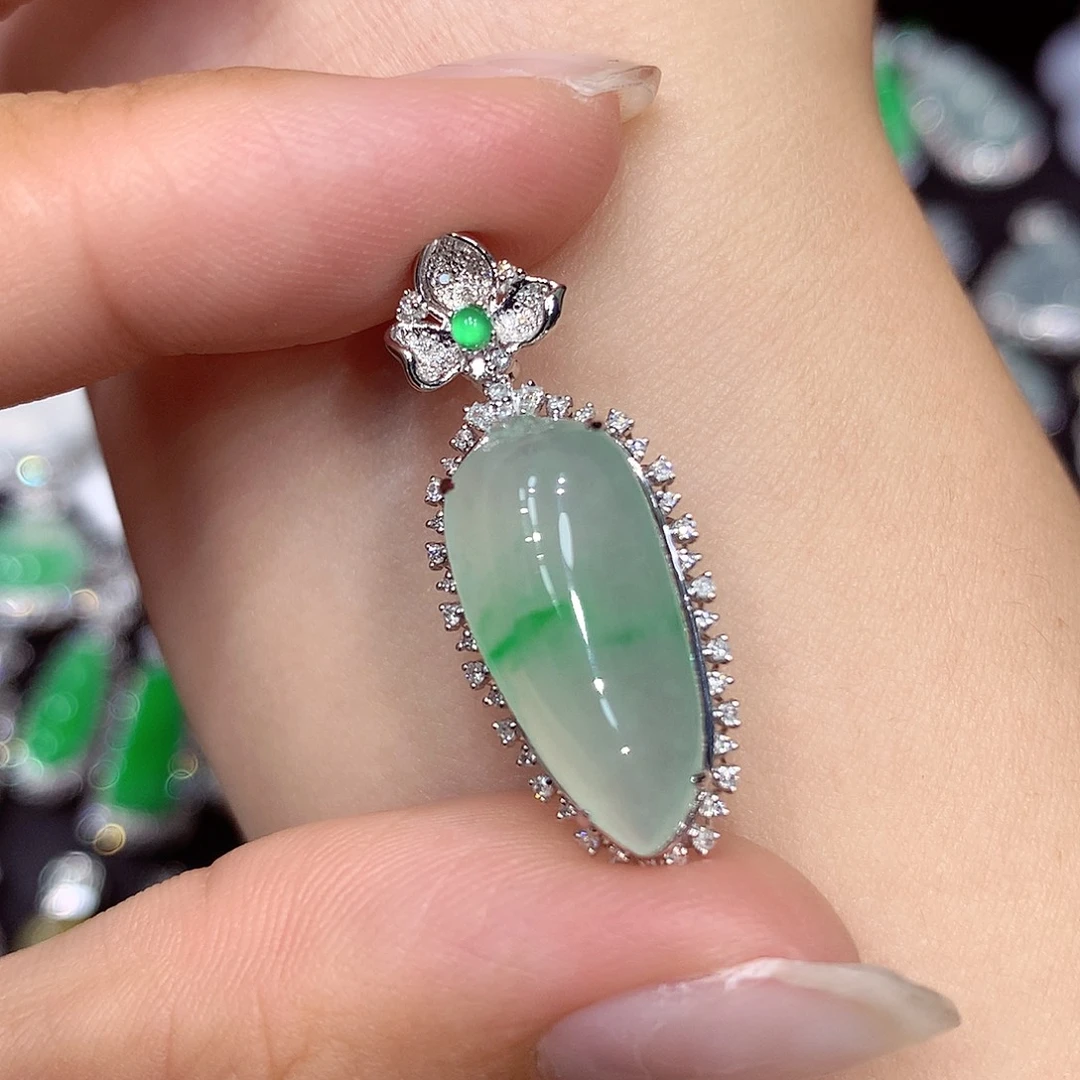 翡翠18K金镶嵌吊坠(不含链)