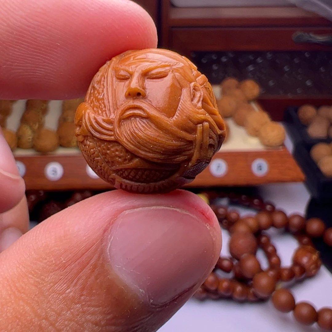 猴头核桃吊坠精修关二爷