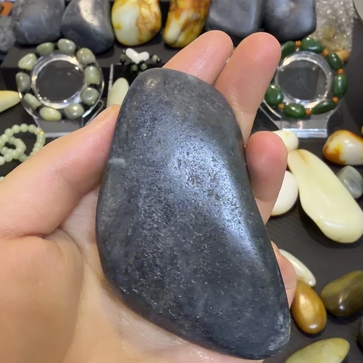 钟***富和田玉未镶嵌挂件