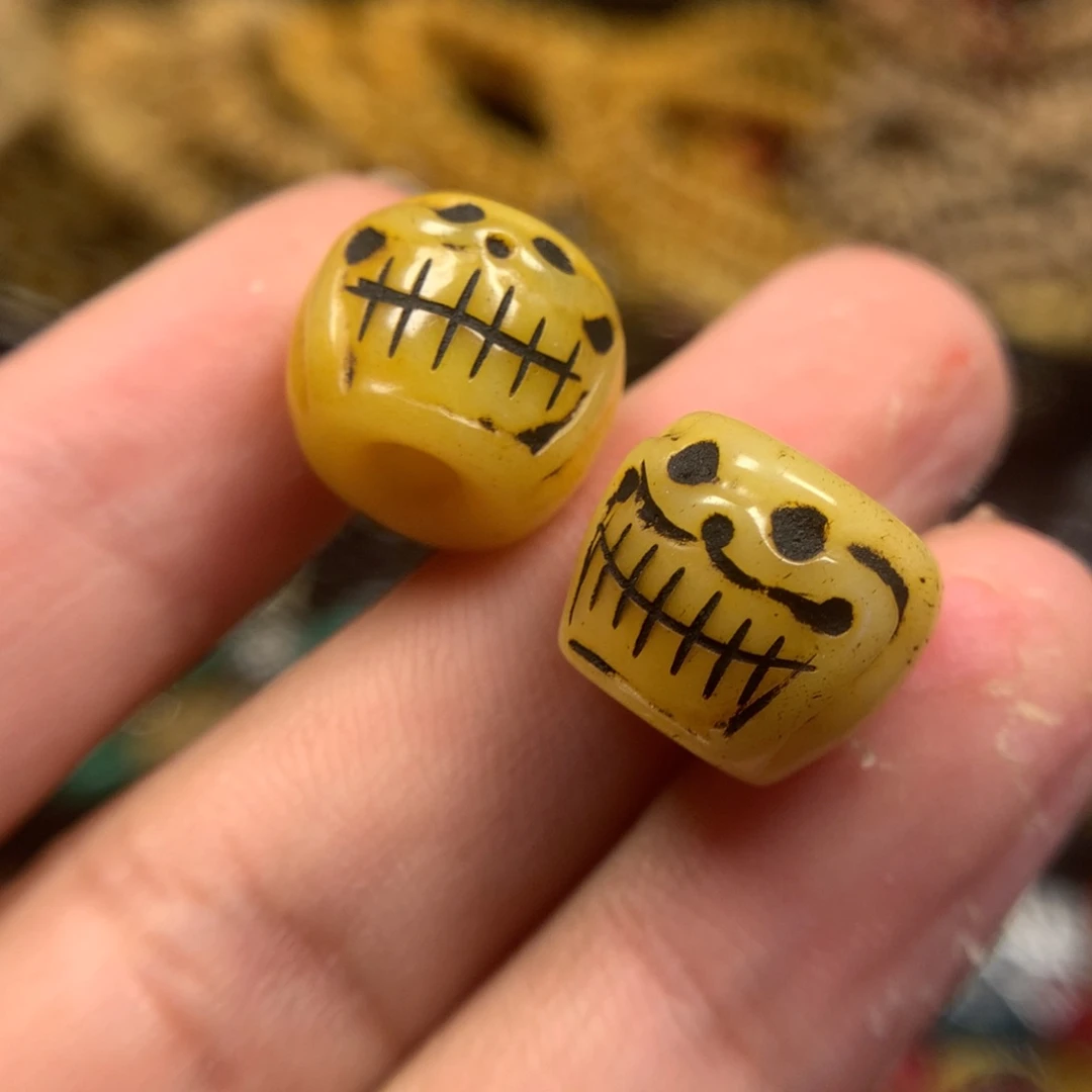 泥塑娘啦擦擦骰子