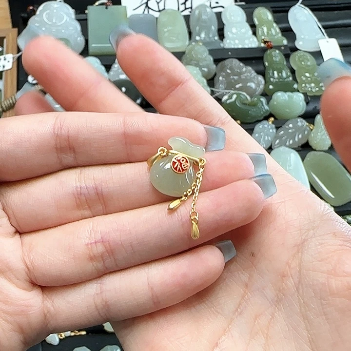 和田玉银S925镶嵌颈饰