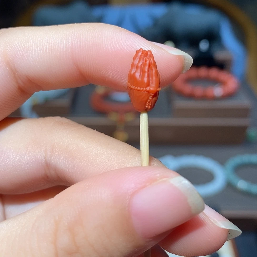 南红玛瑙未镶嵌手链