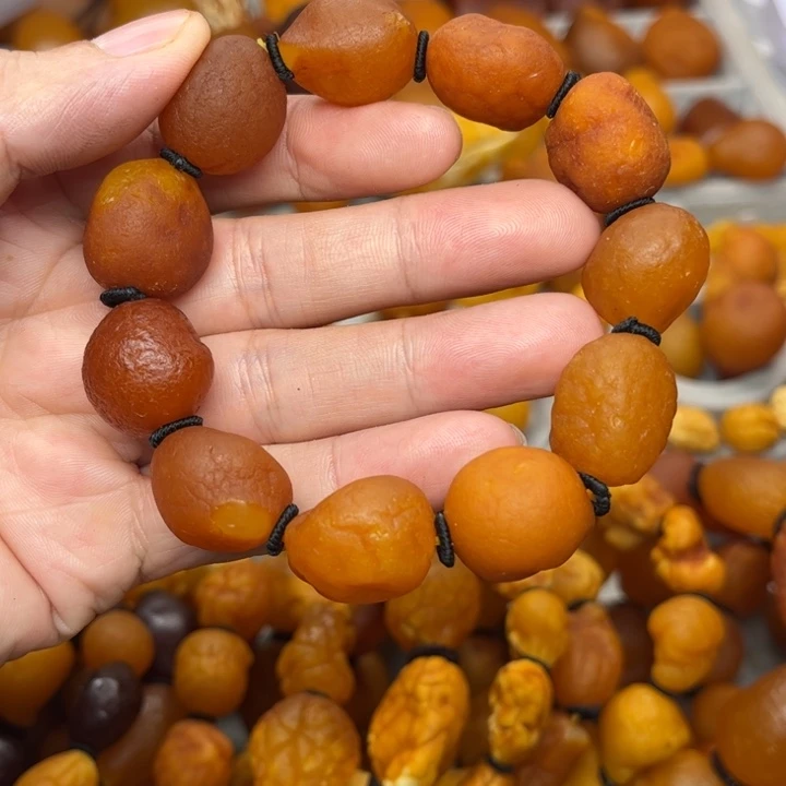 琥珀未镶嵌裸石天然蜜蜡手串