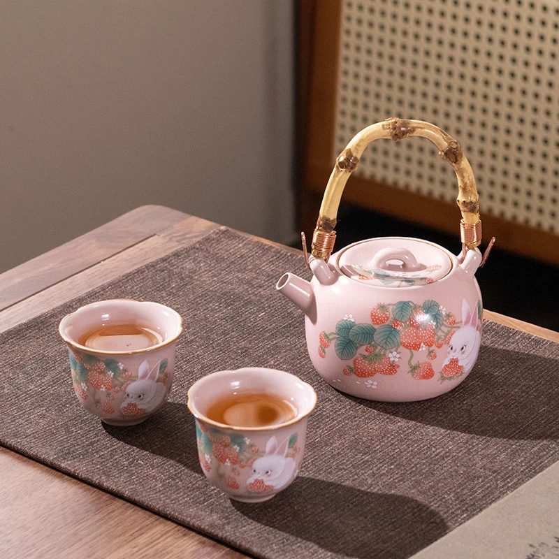 仿宋汝窑草莓兔提梁壶家用新中式陶瓷粉汝泡茶壶女士功夫茶具茶杯
