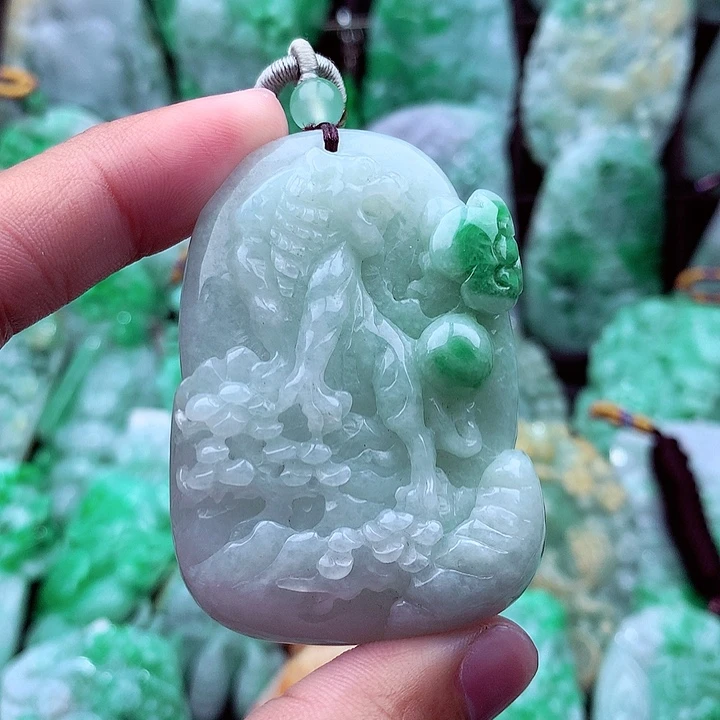翡翠吊坠(不含链)未镶嵌