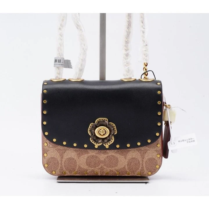 99新 COACH/蔻驰 【诗诗】Madison链条包mini铆钉款山茶花