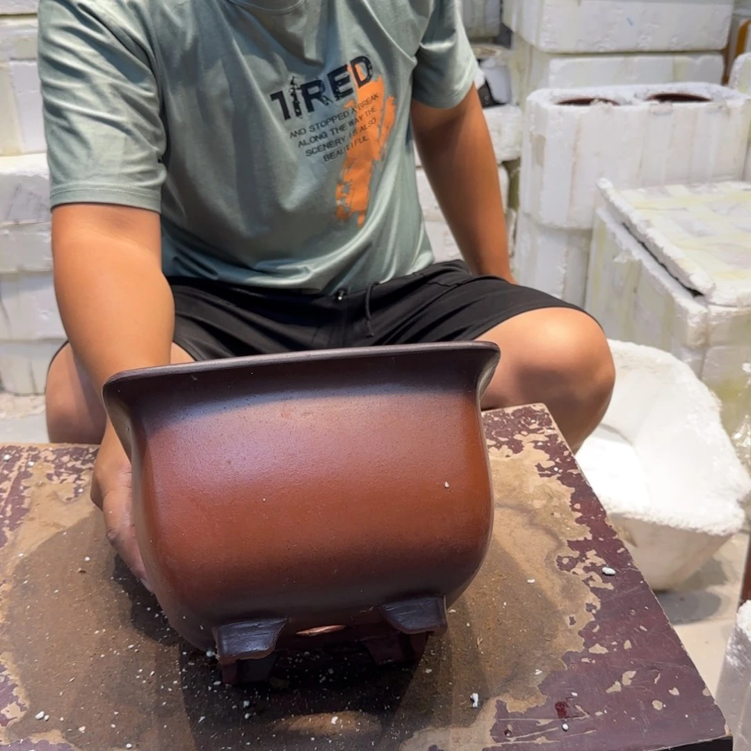 紫砂花盆瑕疵和瑕疵