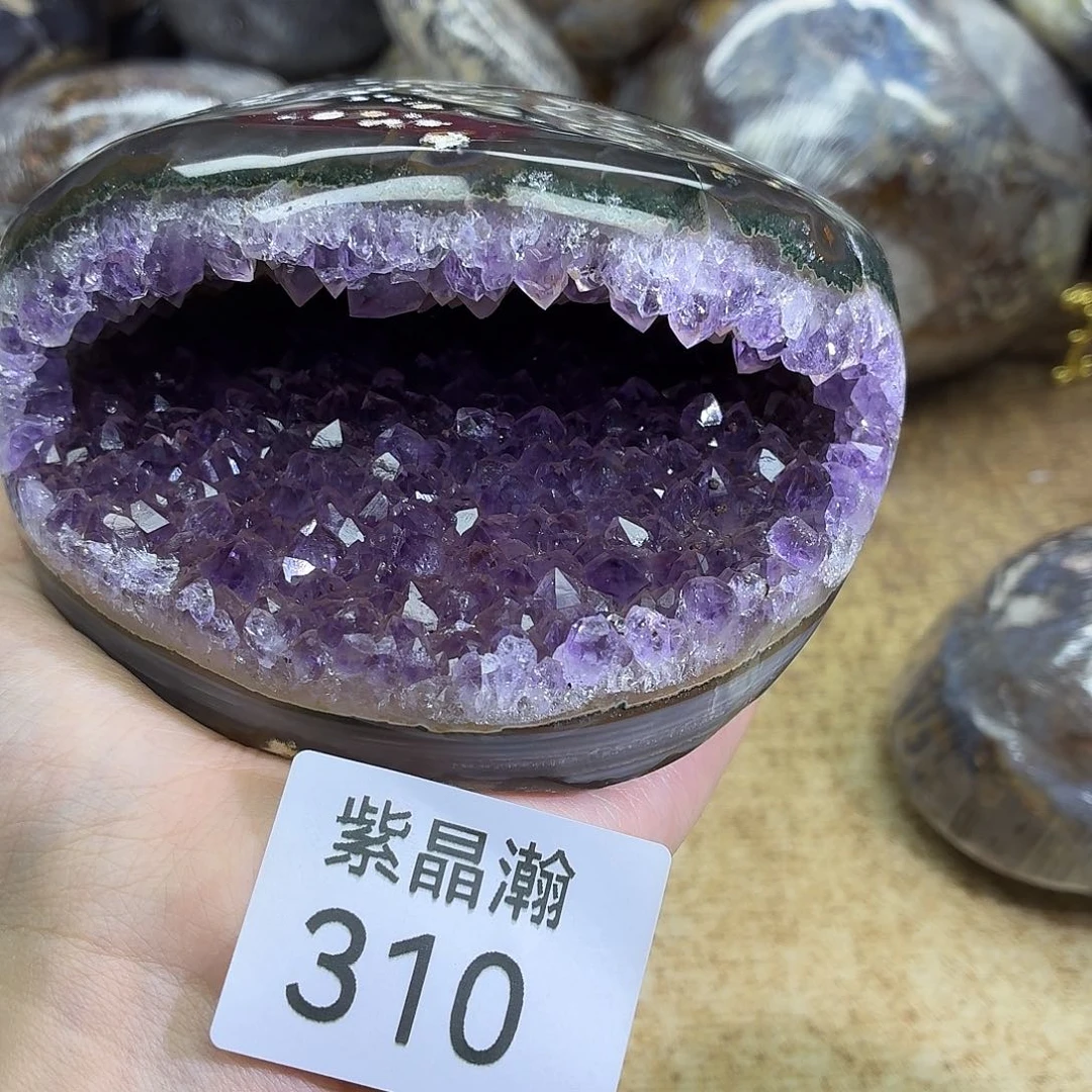 未镶嵌水晶大型摆件（非配饰）