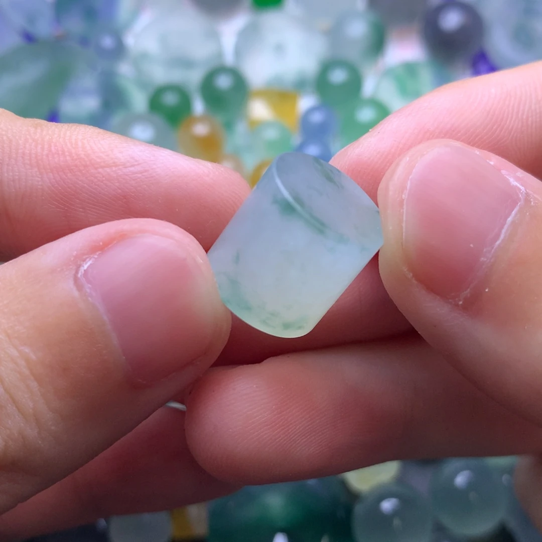 定制翡翠未镶嵌珠子