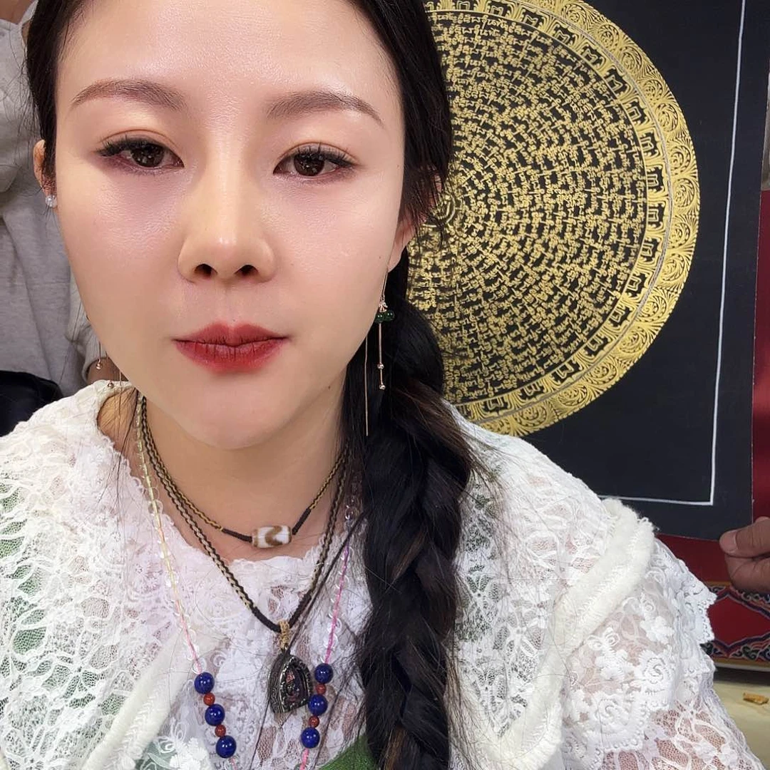 装裱画六字真言不带框的