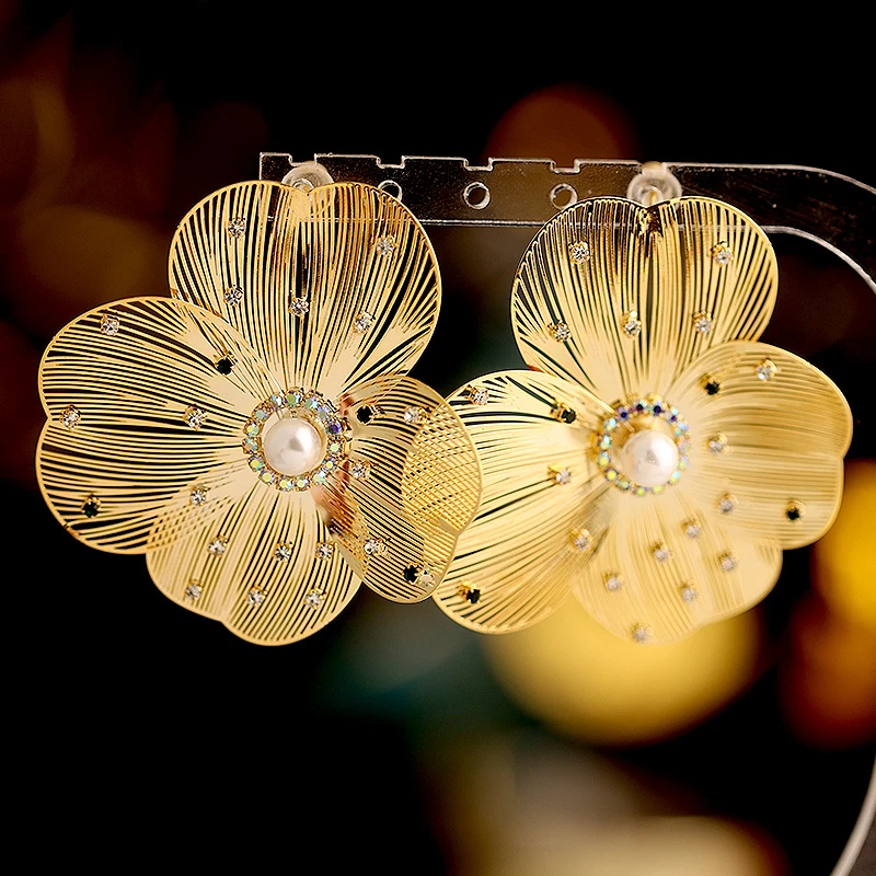 铜合金合成锆石耳饰 简约百搭日韩时尚耳钉金色