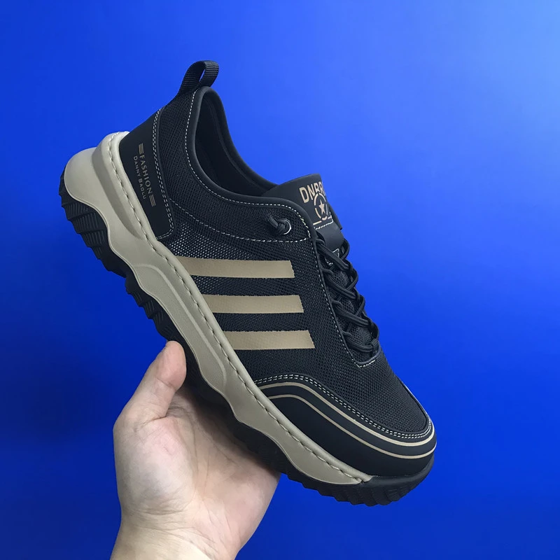 2025男士夏季新款透气网面软底休闲运动户外休闲鞋男拼色时尚百搭