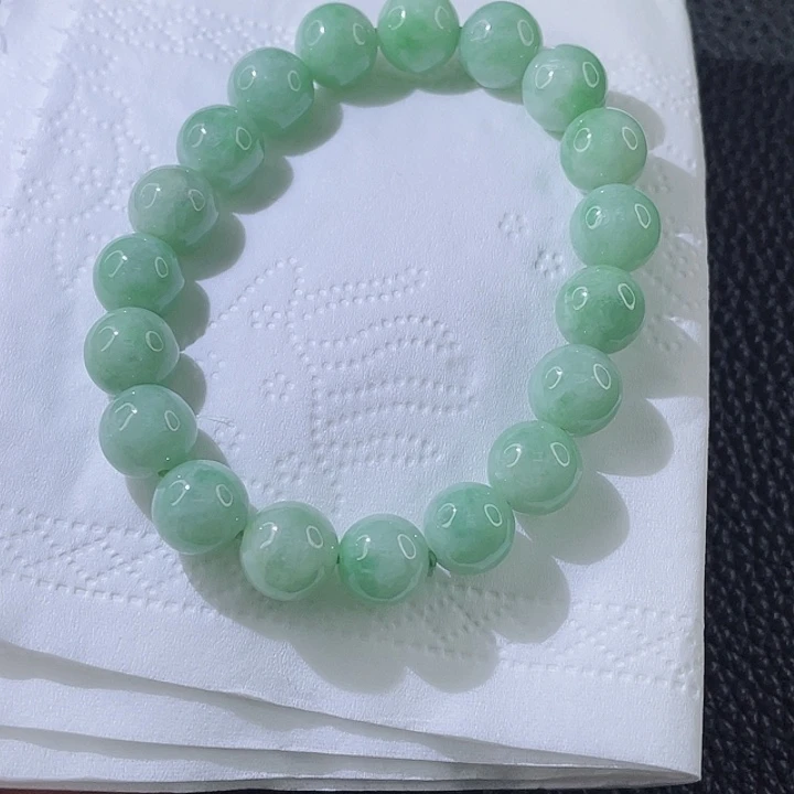 翡翠手链未镶嵌翡翠