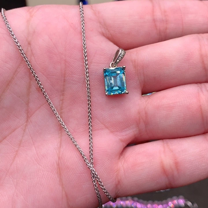 海蓝宝石吊坠(赠链)银S925镶嵌